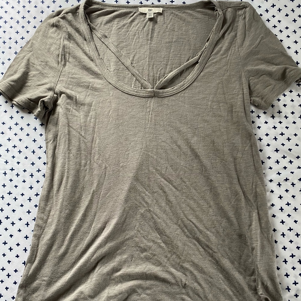 Women’s size XS Nordstrom shirt